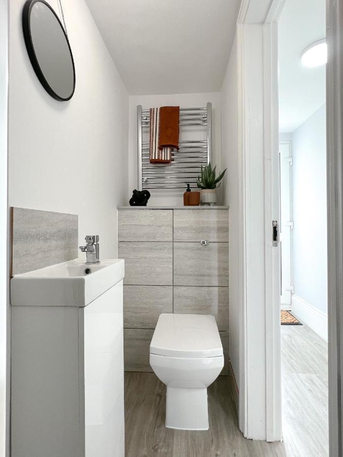 The Bohemian Basement Apartamento Maidstone Exterior foto