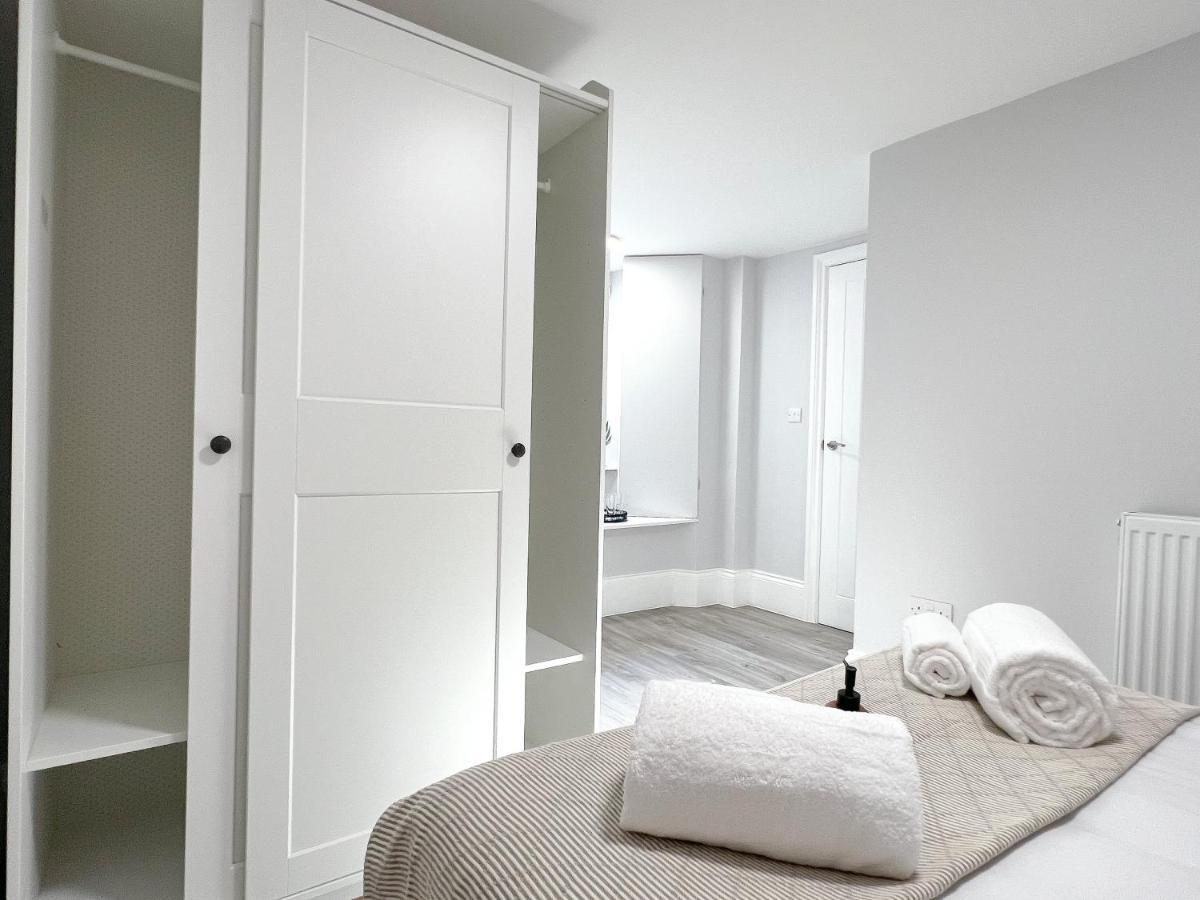 The Bohemian Basement Apartamento Maidstone Exterior foto